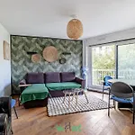 Wehost - Sejour Tout Confort Pour 6 Personnes A Montmartre